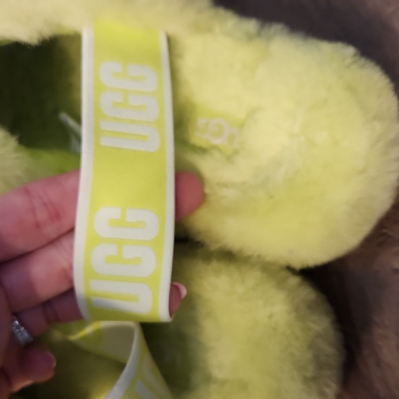 Ugg slippers youth - Picture 3 of 5